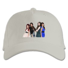 Baseball cap with Print Victorious Heroes - white