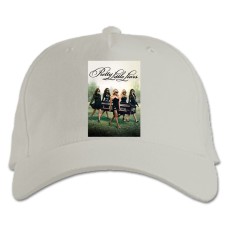 Бейсболка с принтом Милые Обманщицы Принт - белая