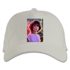Baseball cap with Print Stranger Things Nancy Wheeler - white