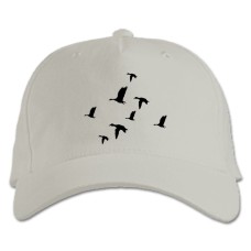 Baseball cap with Print Ducks Fly - white