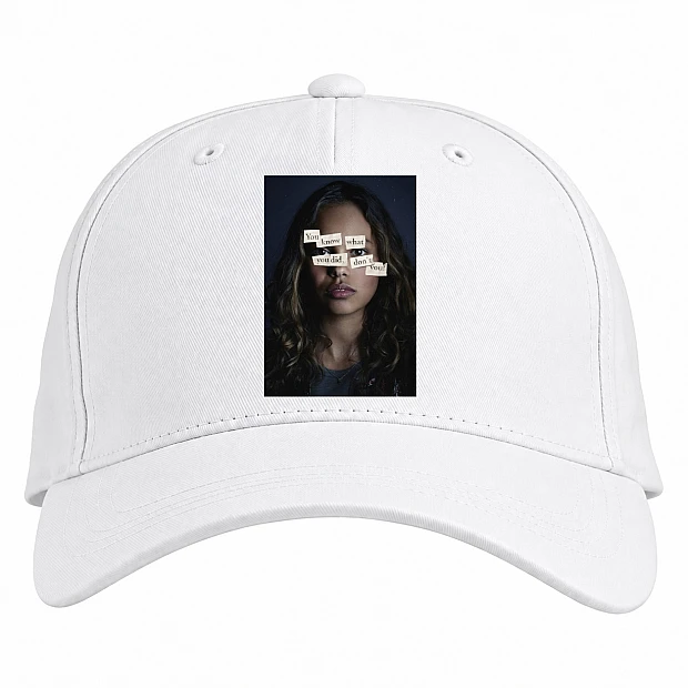 Baseball cap with Print 13 Reasons Why Jessica - white